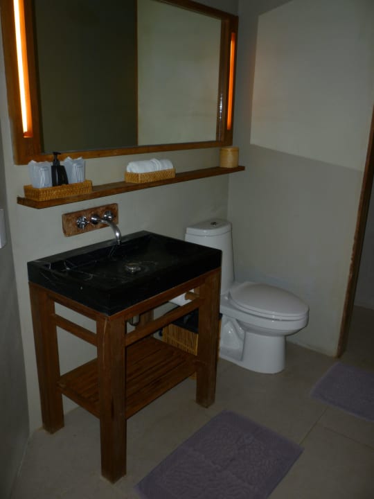 Bad The Haad Tien Beach Resort