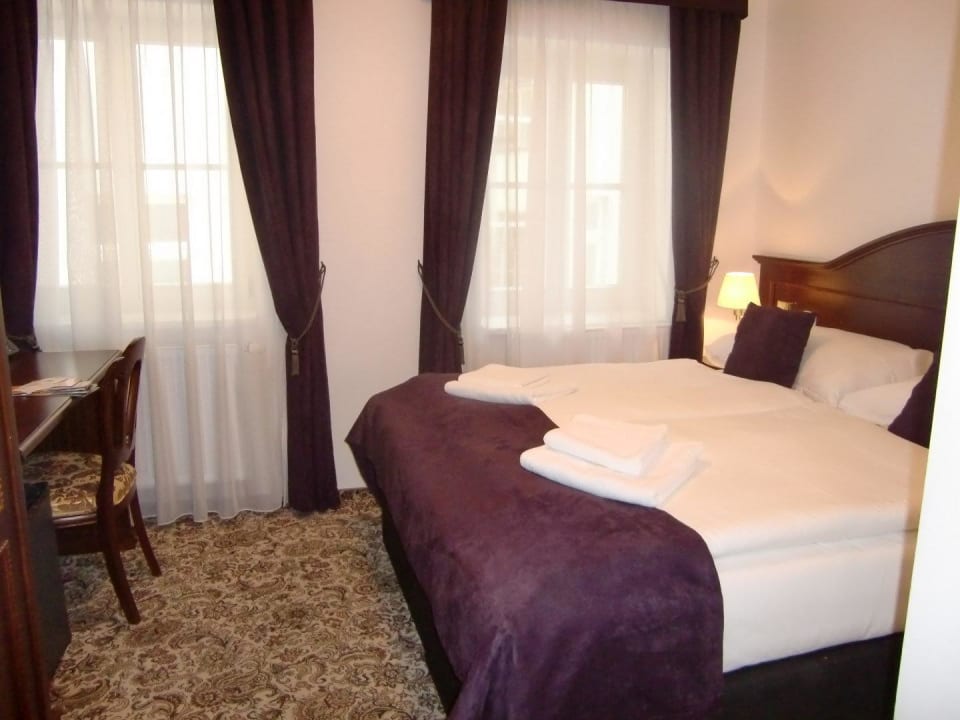 Bequemes Bett Hotel Residence Liliova