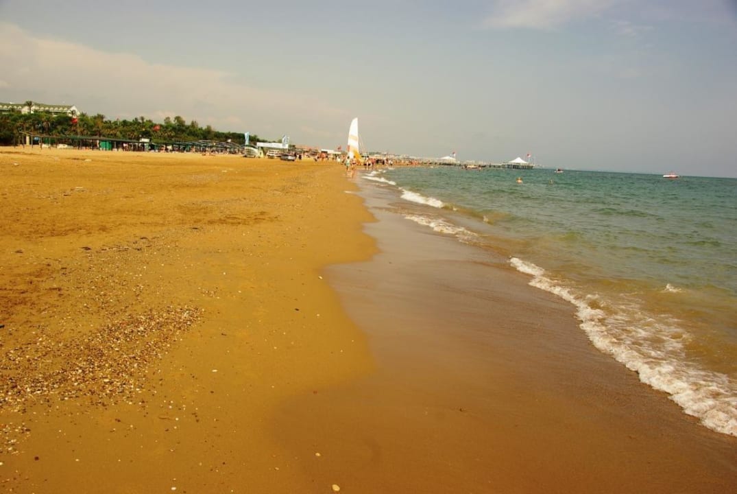 Am Strand entlang 27.5. Terrace Elite Resort