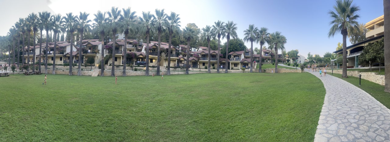 Außenansicht Melas Holiday Village