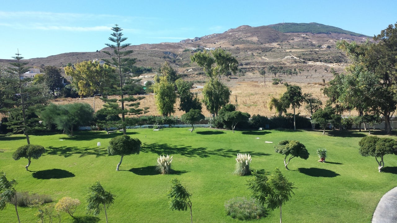 Blick in den Garten, Zi 2503 TUI BLUE Oceanis Beach and Spa Resort