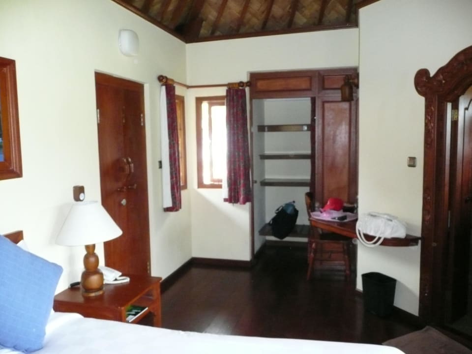 Zimmer Strawberry Hill Hotel