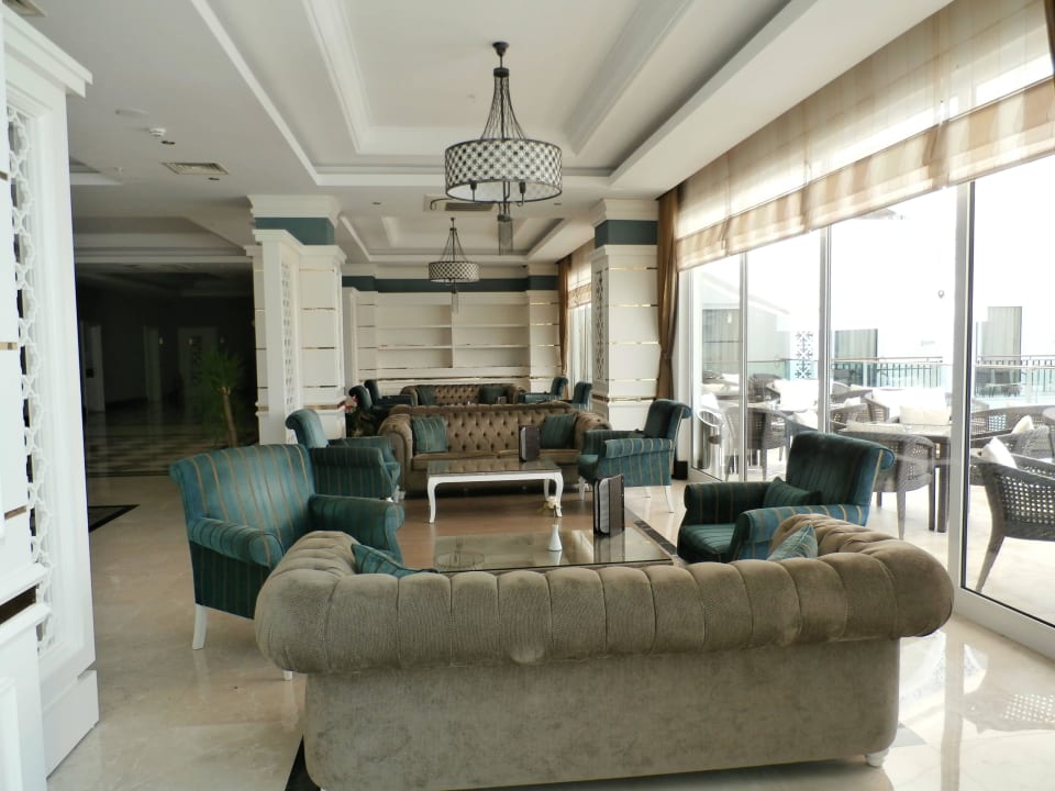 Lobby bar Karmir Resort & Spa