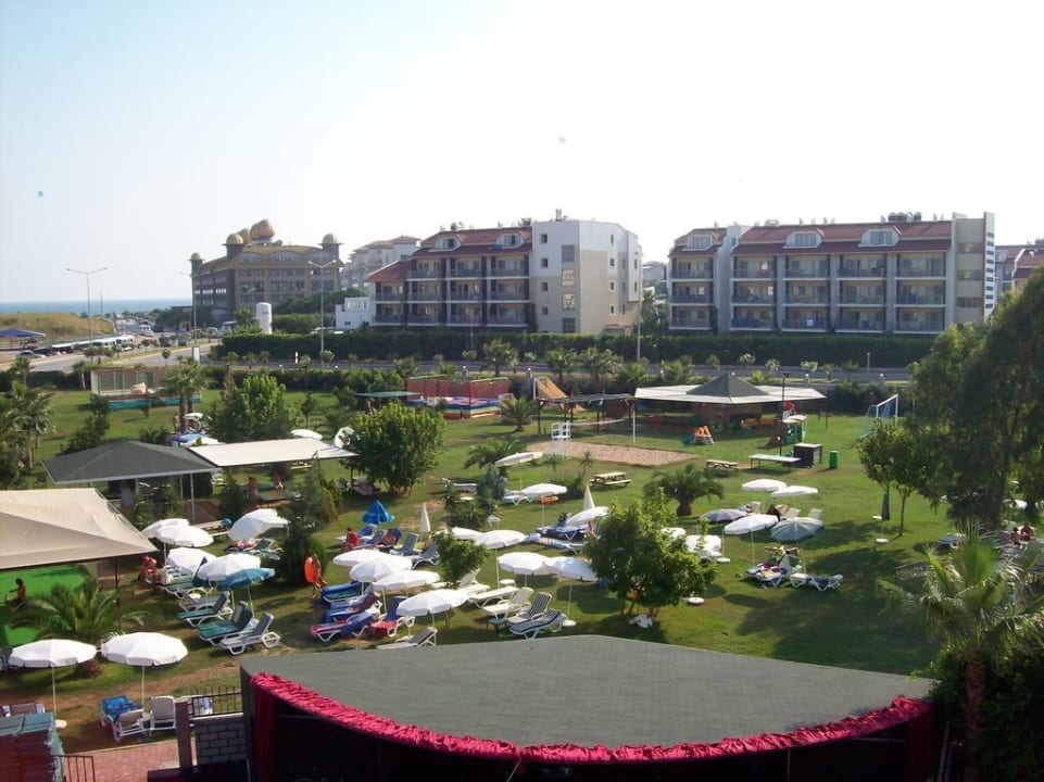 Teil der Gartenanlage Hane Family Resort