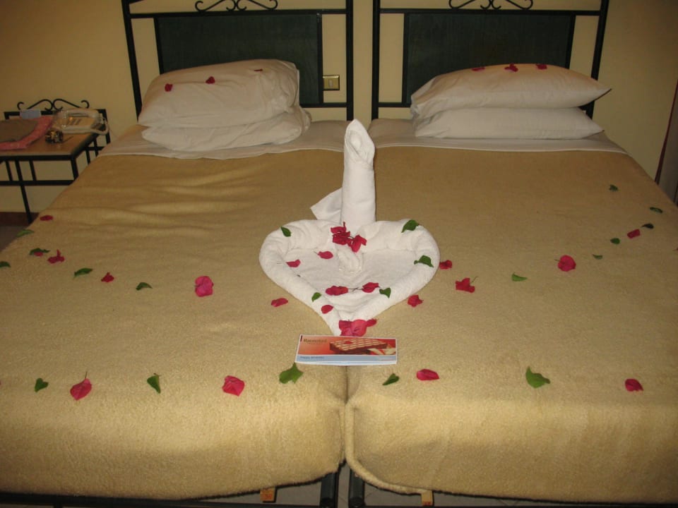 Geburtstagskerze aus Handtüchern Jaz Makadi Oasis Resort