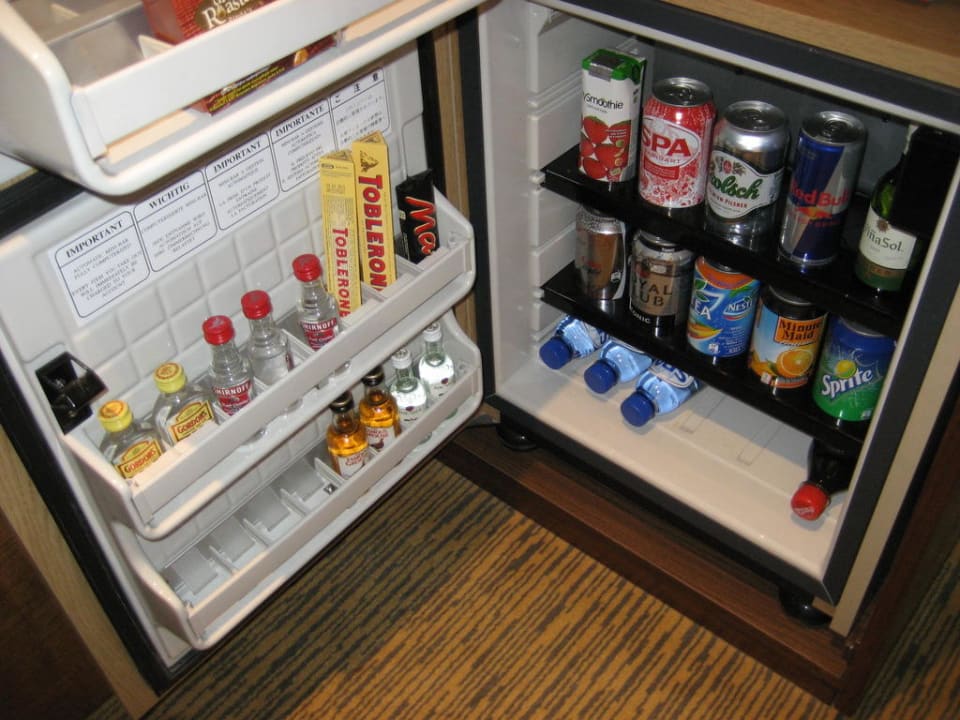 Minibar Kimpton De Witt Hotel