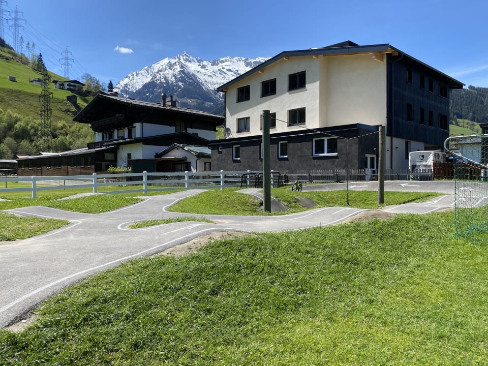 Gartenanlage Kinderhotel Felben