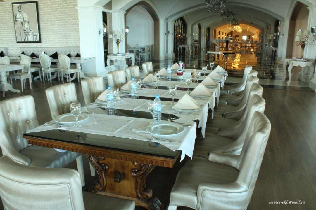 Ресторан Густо Hotel Delphin Imperial