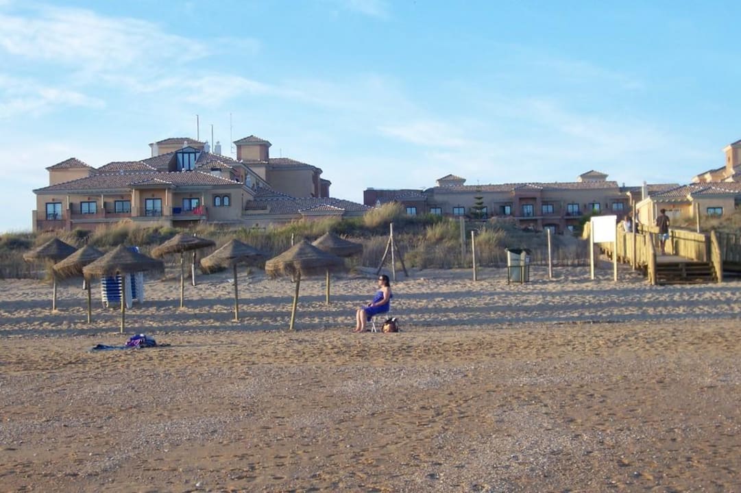 Hotel vom Strand aus gesehen Barceló Punta Umbría Mar