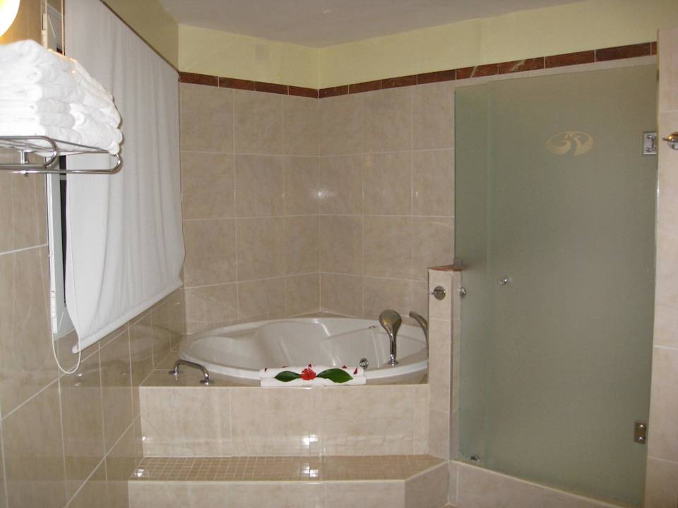 Schönes und sauberes Bad Grand Palladium Select Bávaro Resort & Spa