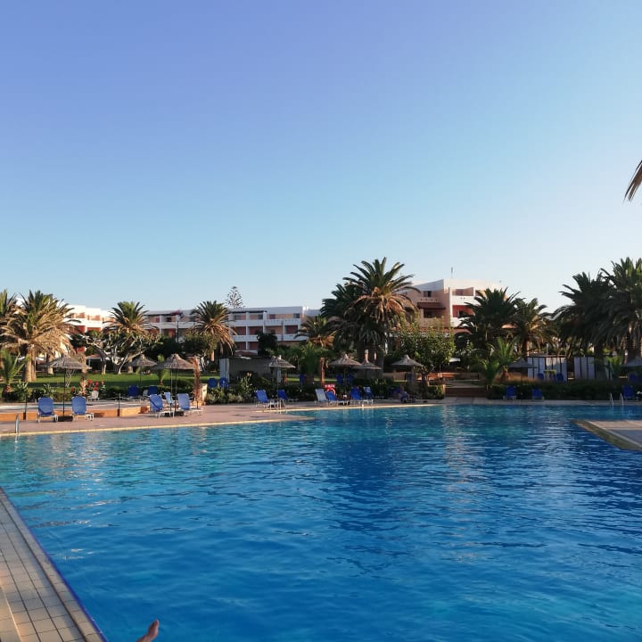 Pool Anissa Beach & Village