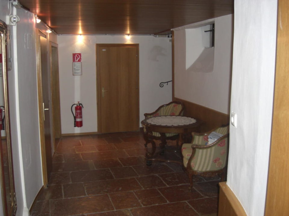 Flur vor dem Zimmer Hotel Krone 1512