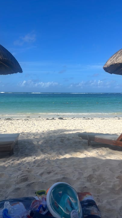 Strand Crystals Beach Resort Belle Mare, a member of Radisson Individuals