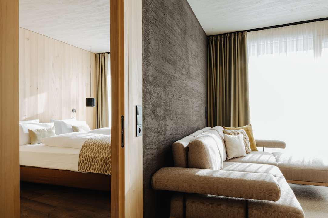 Zimmer Torghele’s Wald & Fluh