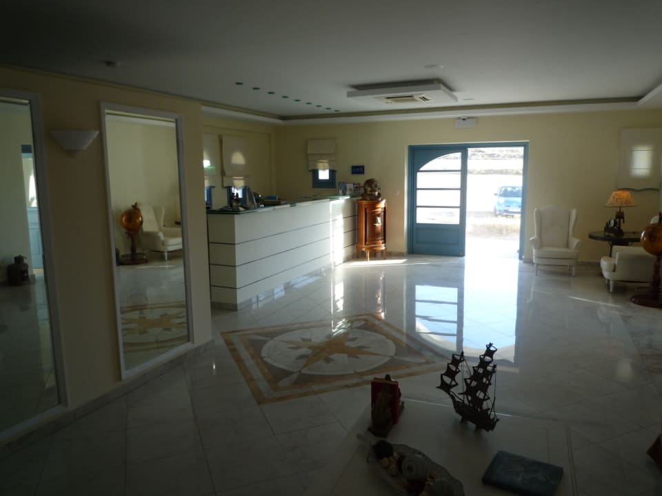 Rezeption Hotel Lagos Mare