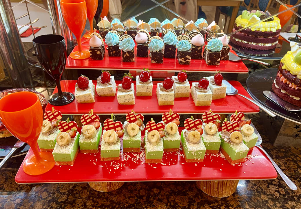 Gastro Dream World Resort & Spa