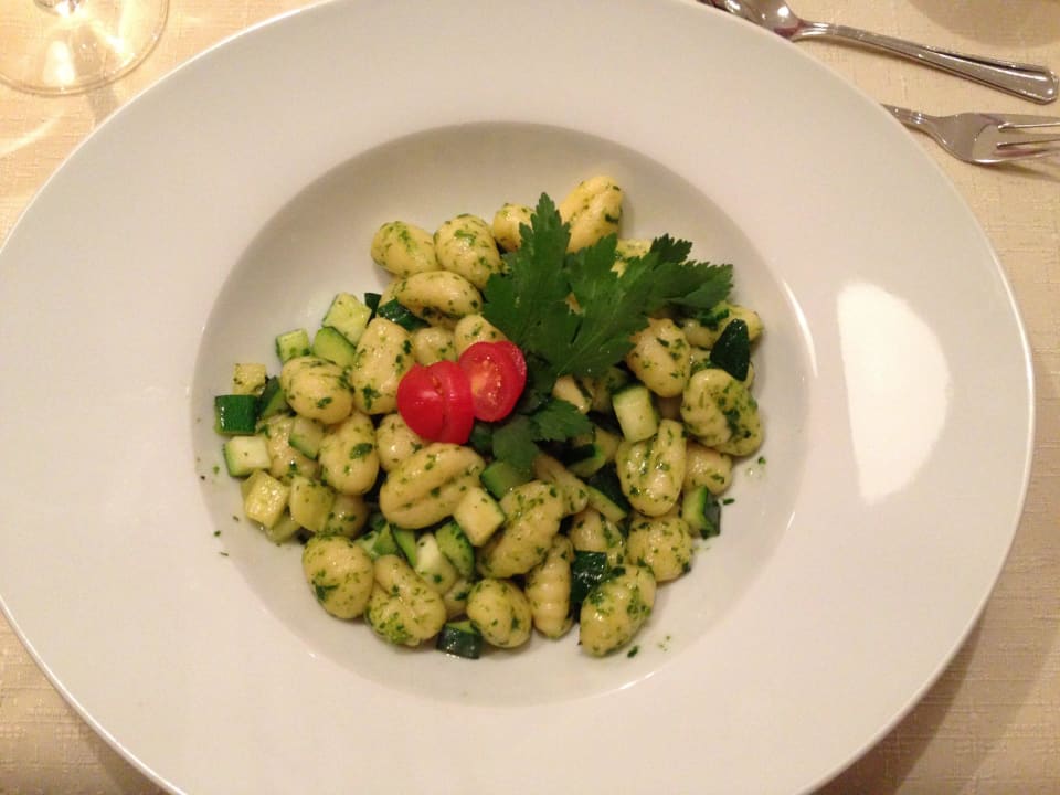 Gnocchi mit frischen Kräutern Frühstückshotel Birkenhof