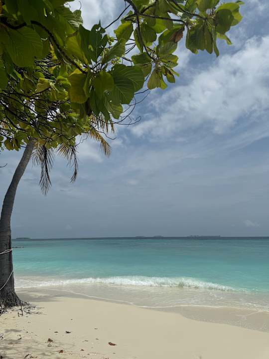 Strand Kuredu Island Resort & Spa
