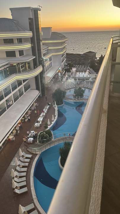 Ausblick Laguna Beach Alya Resort & Spa Hotel