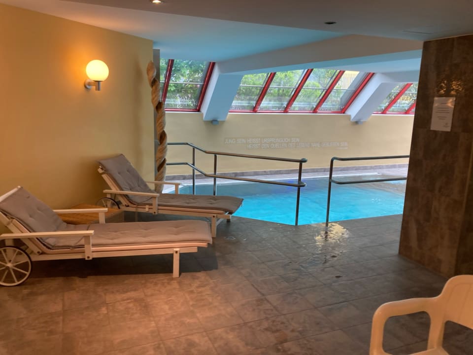 Pool Impuls Hotel Tirol