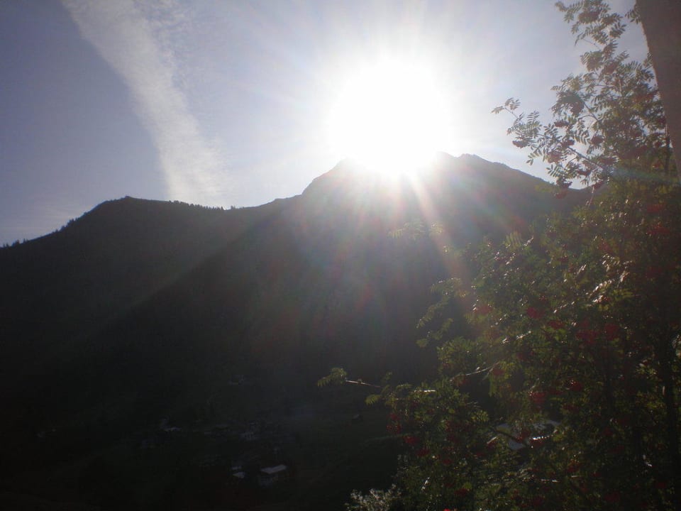 Sonnenaufgang am Hotel IFA Alpenrose Hotel Kleinwalsertal