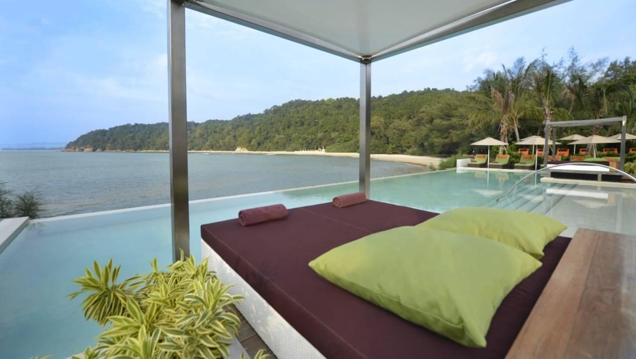 Pool Club Med Cherating Beach