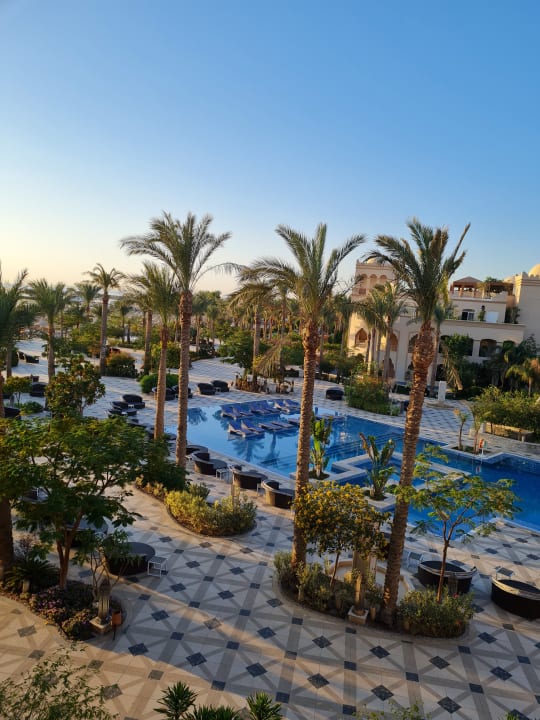 Gartenanlage The Grand Palace - Adults only