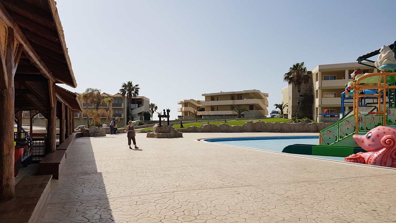 Pool Hotel Kalithea Horizon Royal