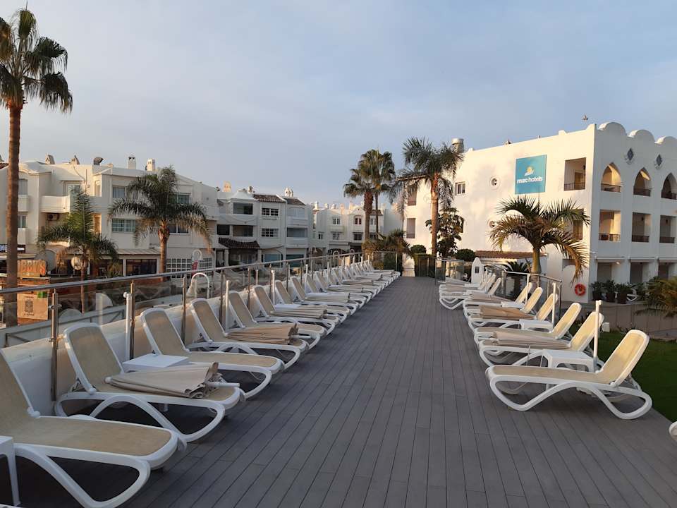 Pool Mac Puerto Marina Benalmádena