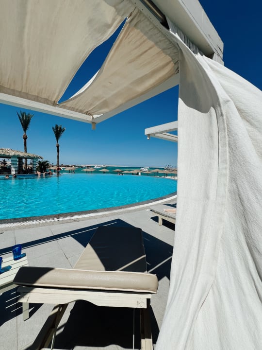 Pool JAZ Elite Casa del Mar Beach