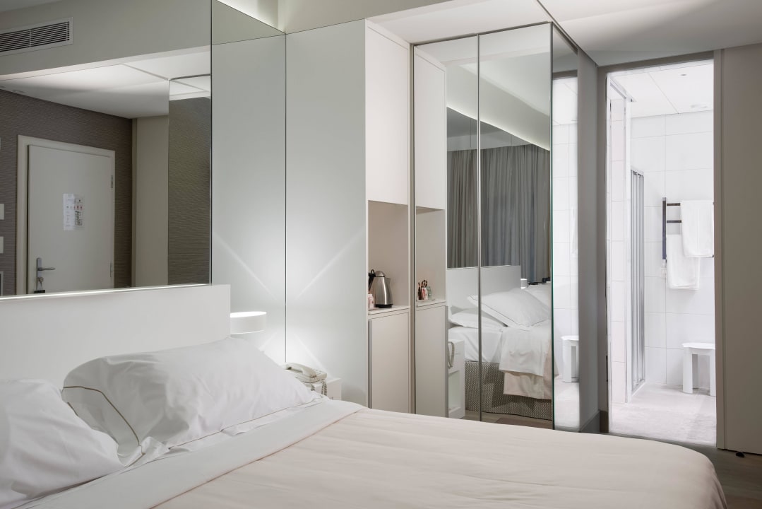 Zimmer auf Anfrage Lugano Dante Center Swiss Quality Hotel