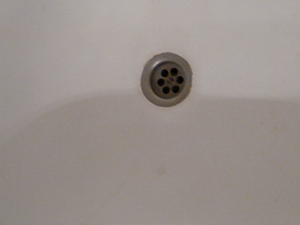 Defektes Bad VIVA Eden Lago