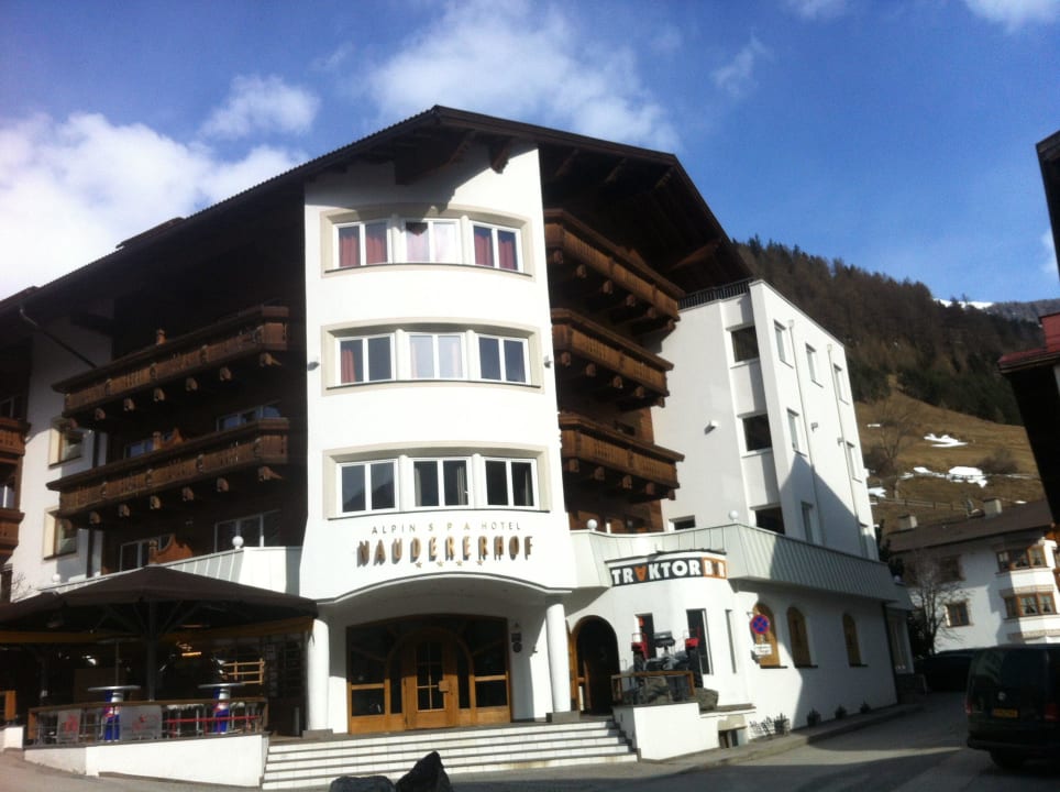 Der Eingang Alpin Art & Spa Hotel Naudererhof Superior