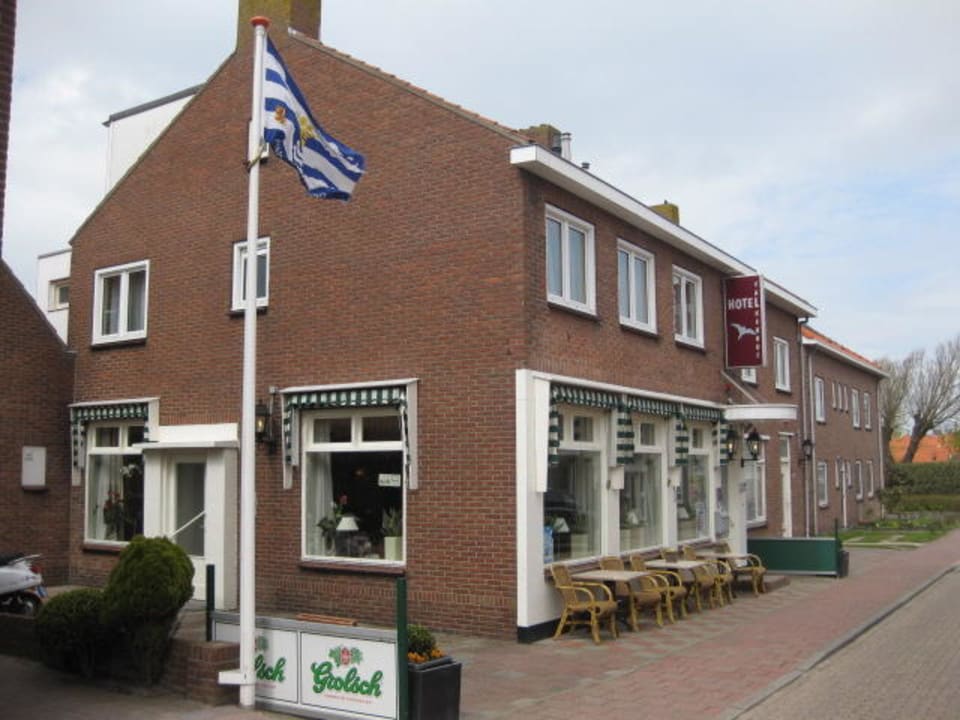 Das Hotel von der Straßenseite Hotel Valkenhof