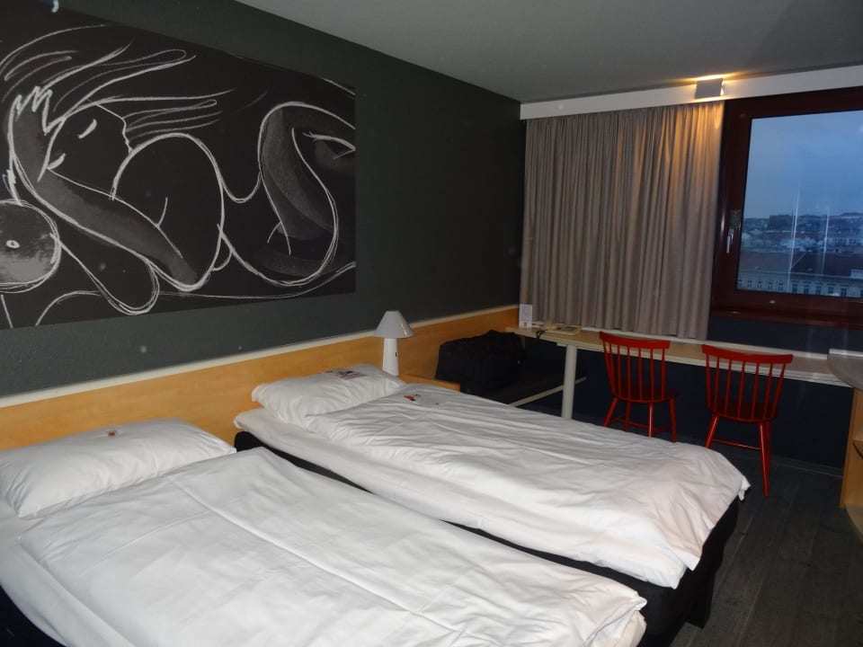 Doppelzimmer 6. Stock Hotel Ibis Wien Mariahilf