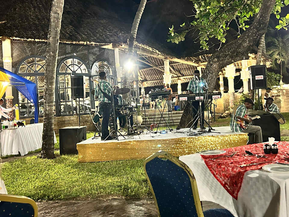 Gastro Neptune Village Beach Resort & Spa