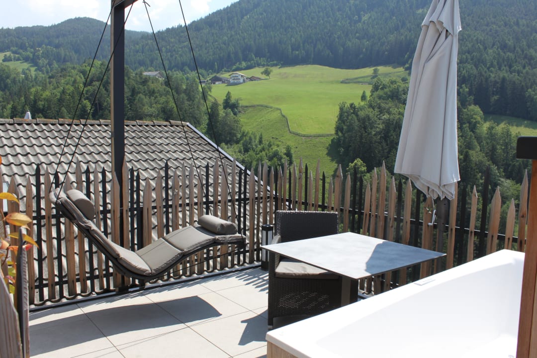 Die Dachterrasse des Sterngucker-Appartements  Sonnleiten Dolomiten Residence