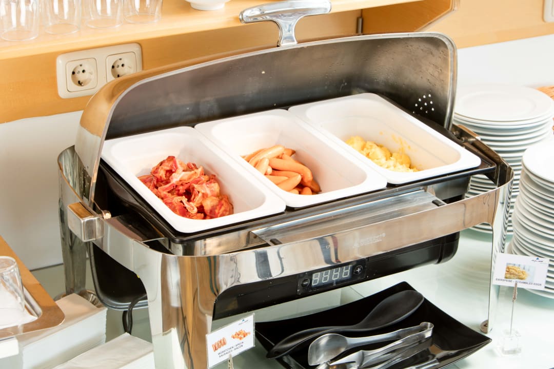 Restaurant AllYouNeed Hotel Salzburg