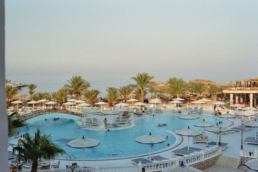 der Pool Beach Albatros Resort