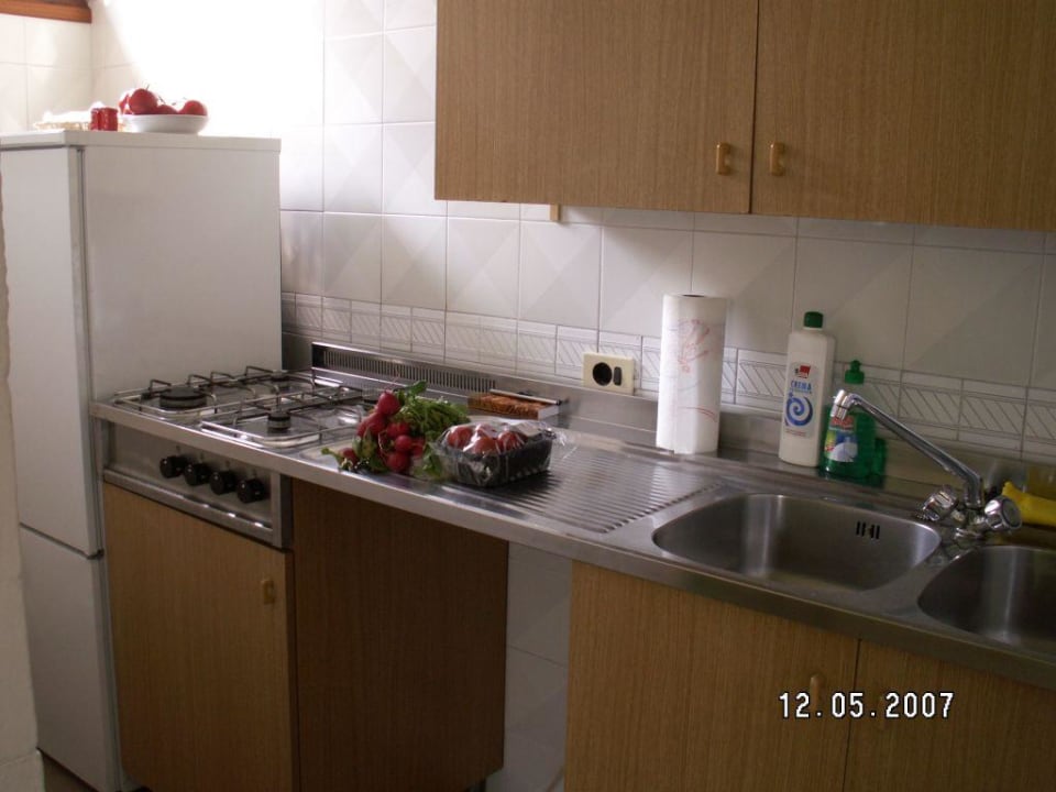 Küche im Chalet Nr. 271 Rosapineta Camping Village