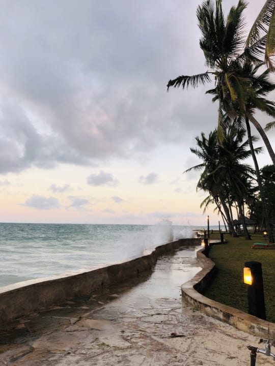 Strand Neptune Village Beach Resort & Spa