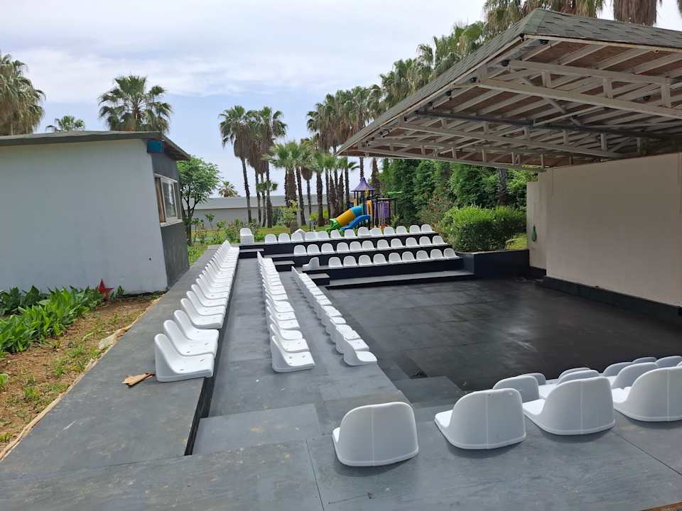 Außenansicht Royal Atlantis Beach Hotel