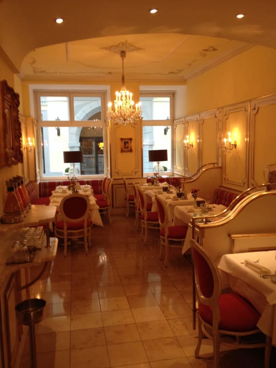 Frühstücksraum Schlosshotel Römischer Kaiser