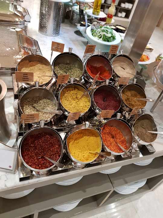 Gastro Acanthus Cennet Barut Collection