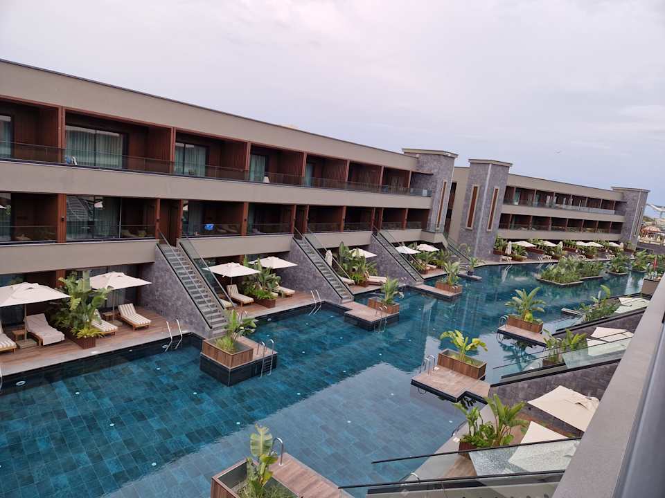 Außenansicht Jacaranda Luxury Resort