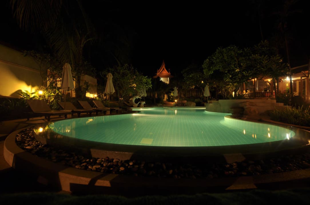 Thai House Beach Resort Thai House Beach Resort