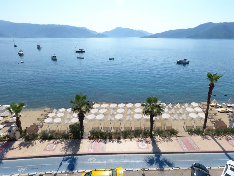 Strand Class Beach Hotel