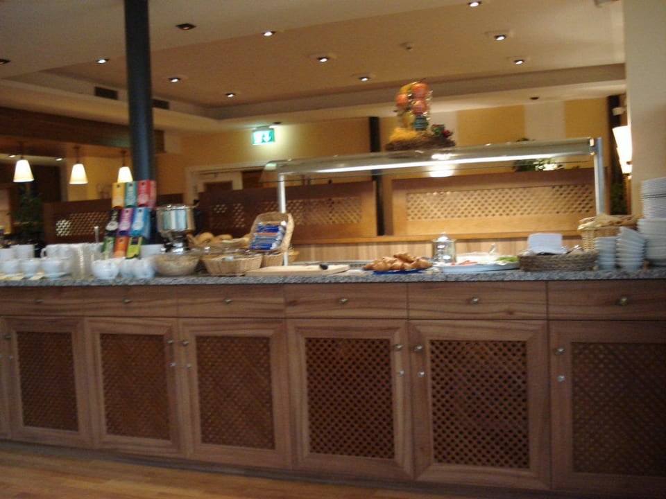 Frühstücksbüffet Ströbinger Hof - Therme Wellness Resort