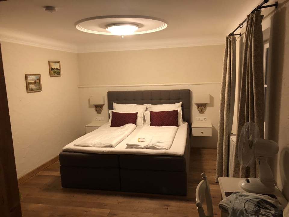 Zimmer Schlosstaverne