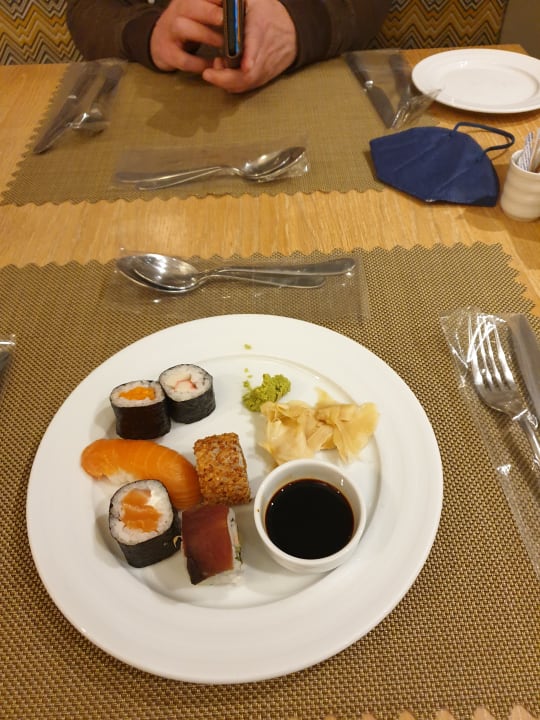 Gastro Acanthus Cennet Barut Collection